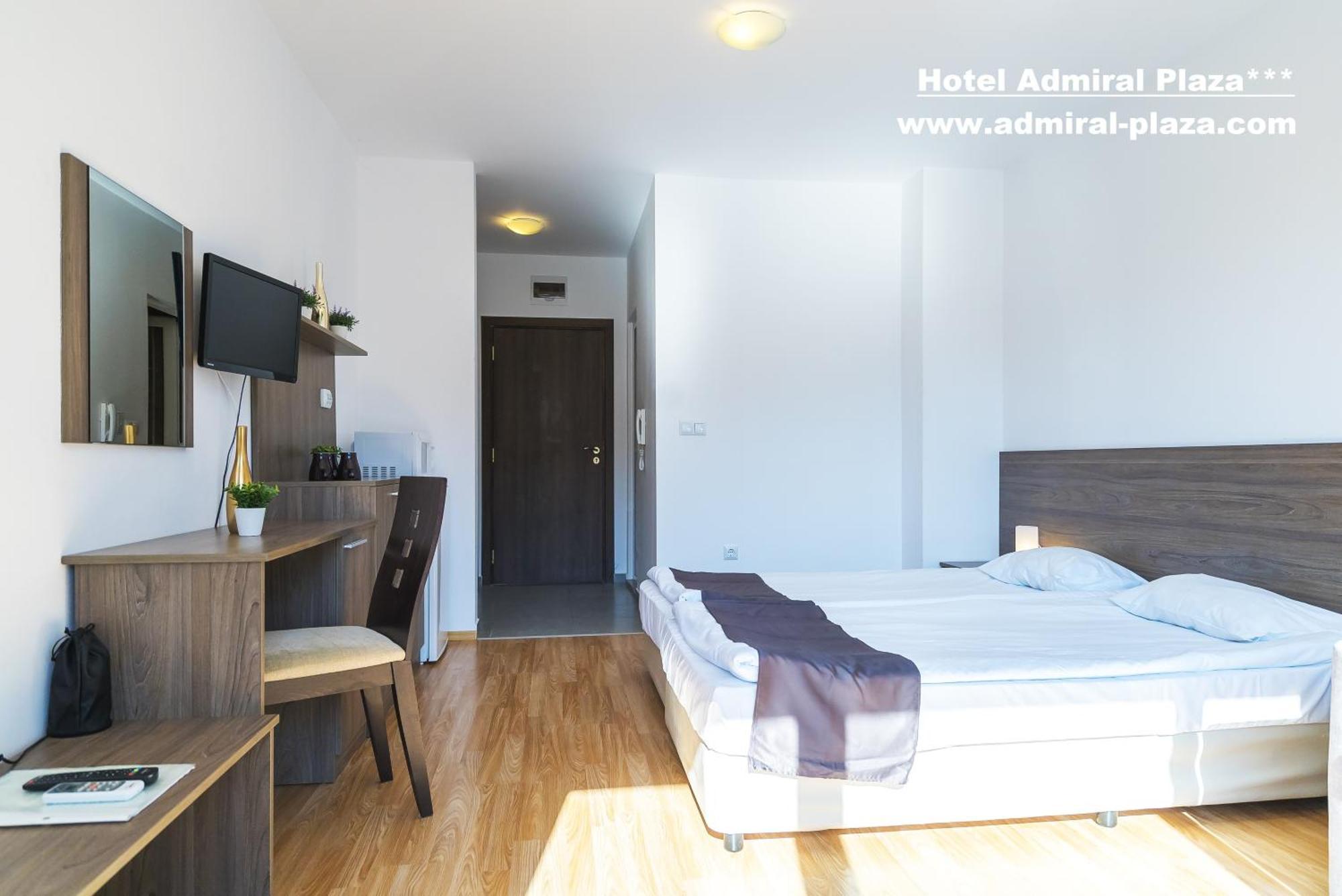 Admiral Plaza Hotel Sunny Beach Exterior photo